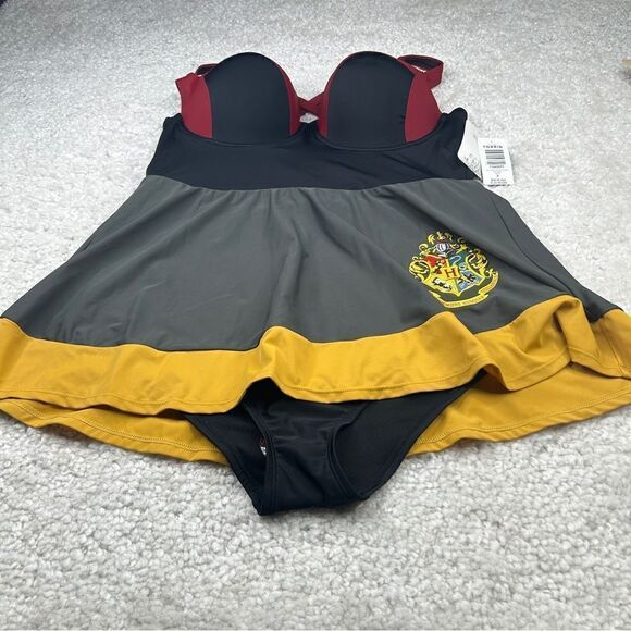 Torrid Harry Potter Hogwarts Push Up Demi Swimsuit NEW - Picture 2 of 9